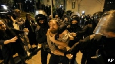 Протести у Грузії: силовики застосували проти мітингарів сльозогінний газ – «Эхо Кавказа»