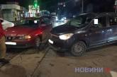 In the heart of Mykolaiv, a collision occurred between a Seat and a Dacia, causing significant traffic congestion on the avenue (video).