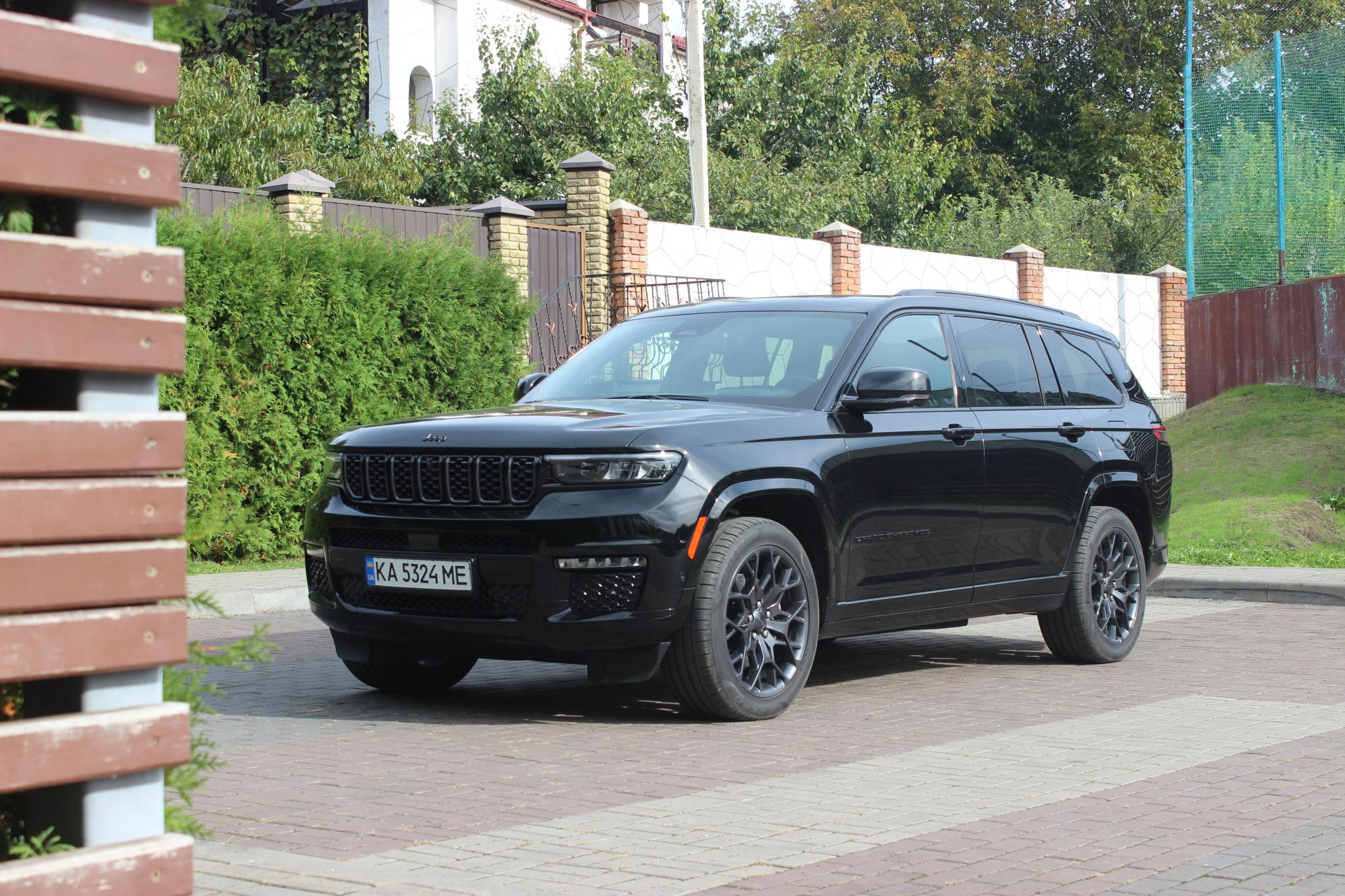 Тест-драйв Jeep Grand Cherokee: преимущества и недостатки американского внедорожника